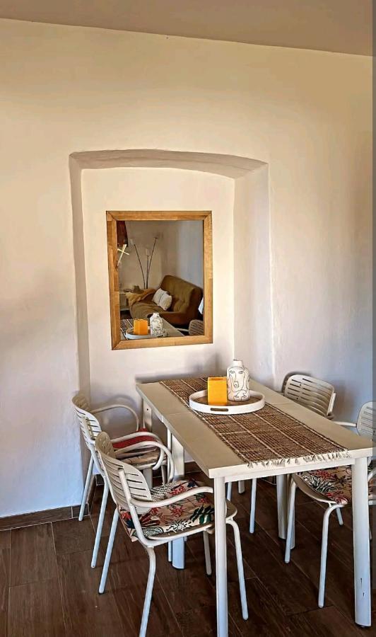 Appartement Vue Mer En Plein Centre De Cargese Luaran gambar